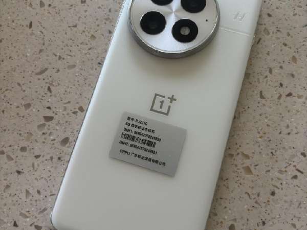 Samsung telefonas geros būklės CODex-smoke-1777095450754 3